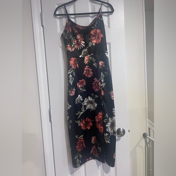 Floral slit midi dress - Picture 4 of 7